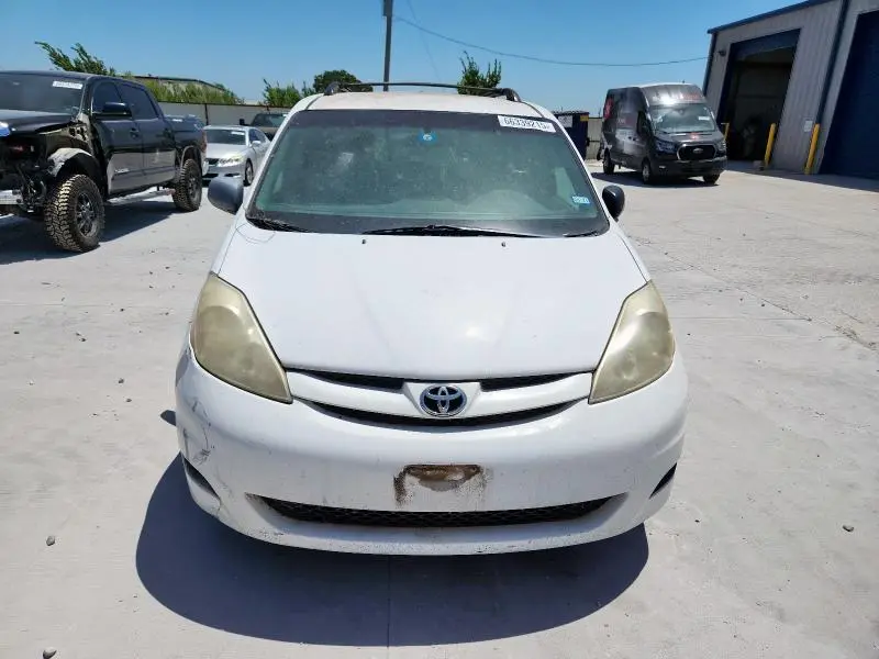 2010 TOYOTA SIENNA CE  