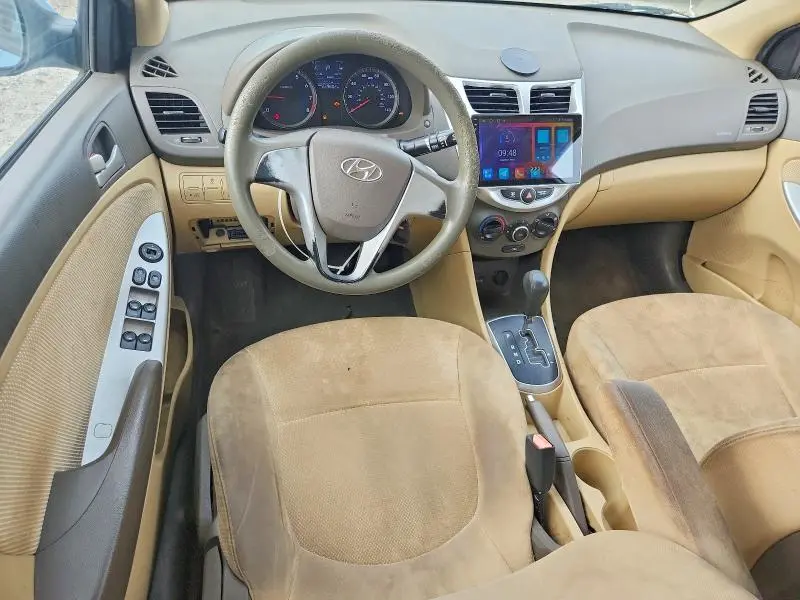 2013 HYUNDAI ACCENT GLS  