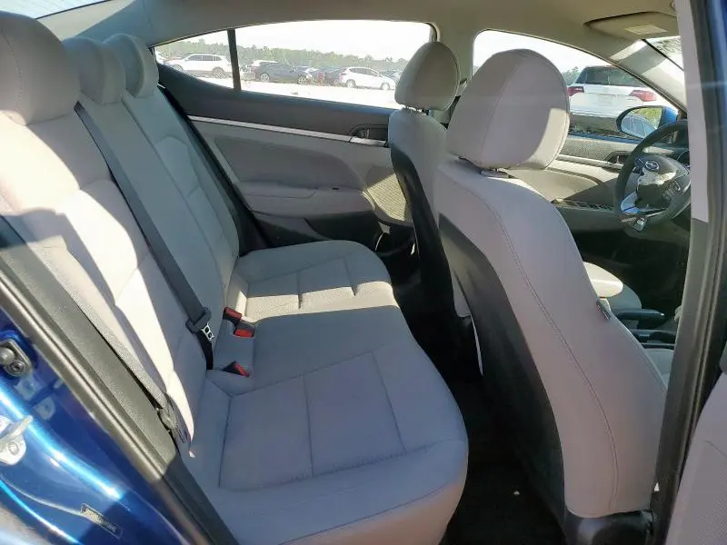 2019 HYUNDAI ELANTRA SEL  