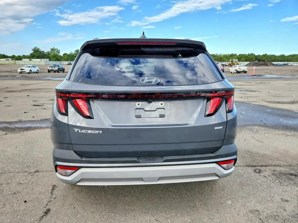 2025 HYUNDAI TUCSON SEL  