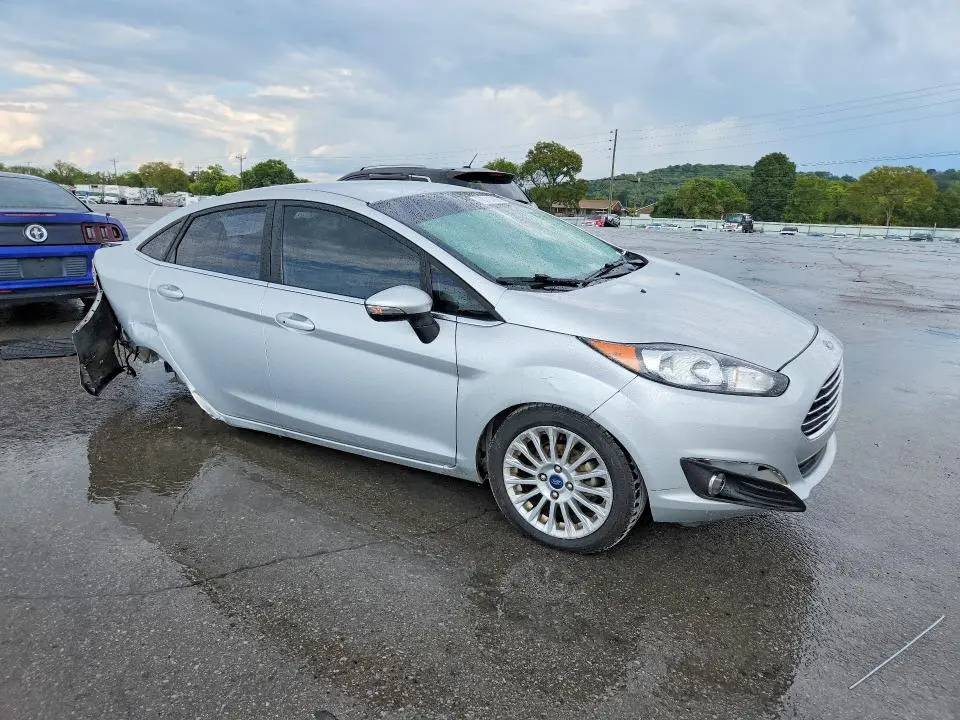 2015 FORD FIESTA TITANIUM  
