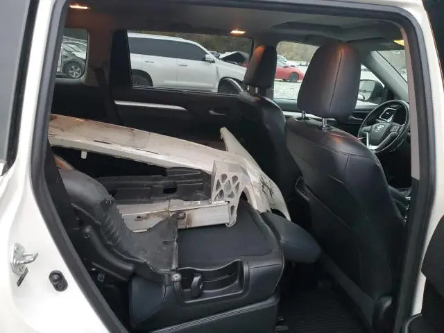 2014 TOYOTA HIGHLANDER XLE  