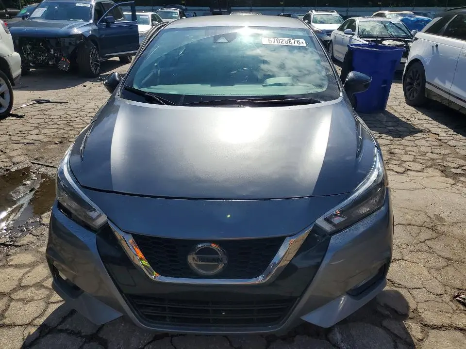 2021 NISSAN VERSA SR  