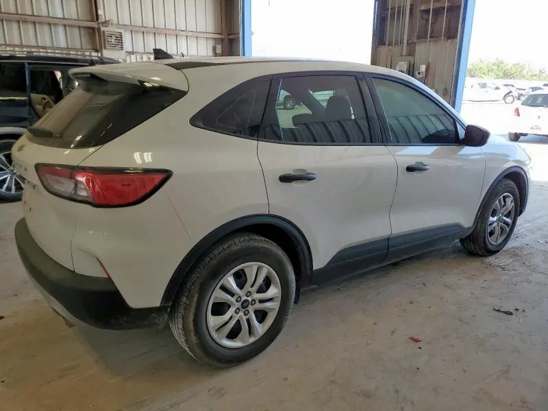 2022 FORD ESCAPE S  