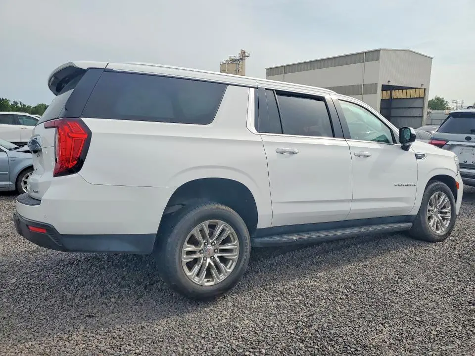 2022 GMC YUKON XL K1500 SLE  