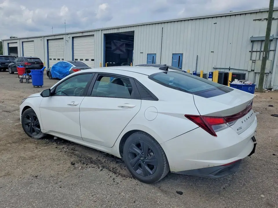 2021 HYUNDAI ELANTRA SEL  