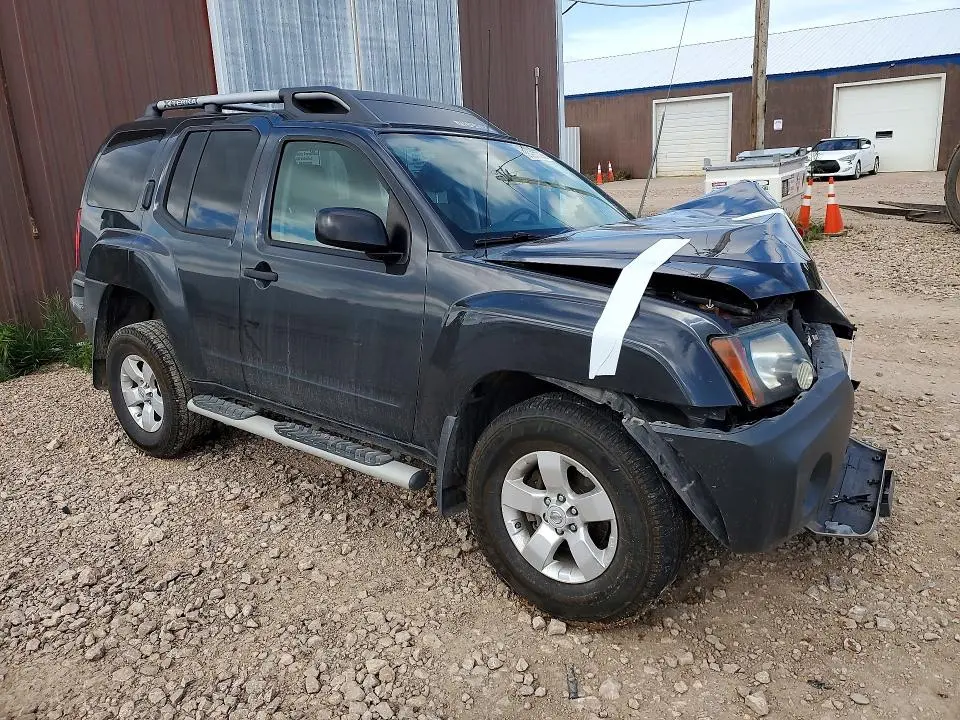 2010 NISSAN XTERRA X  