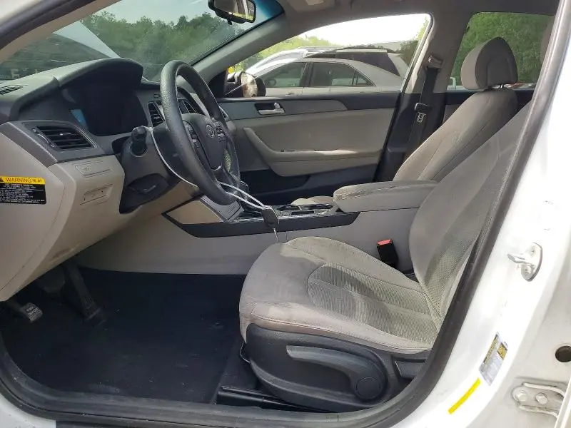 2016 HYUNDAI SONATA SE  