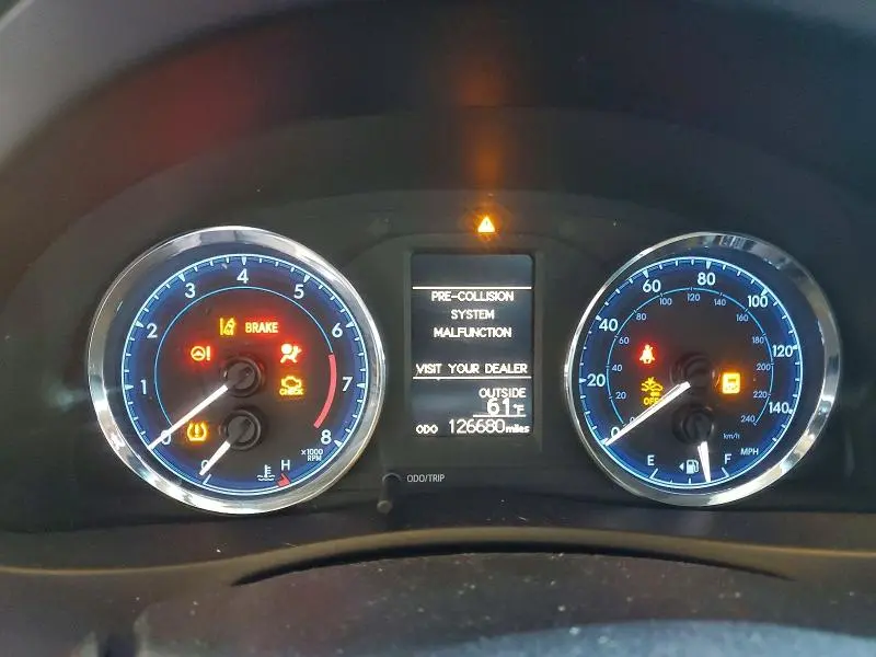 2017 TOYOTA COROLLA LE  