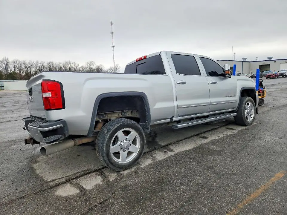 2018 GMC SIERRA K2500 DENALI  