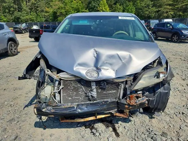 2012 TOYOTA SIENNA CE  