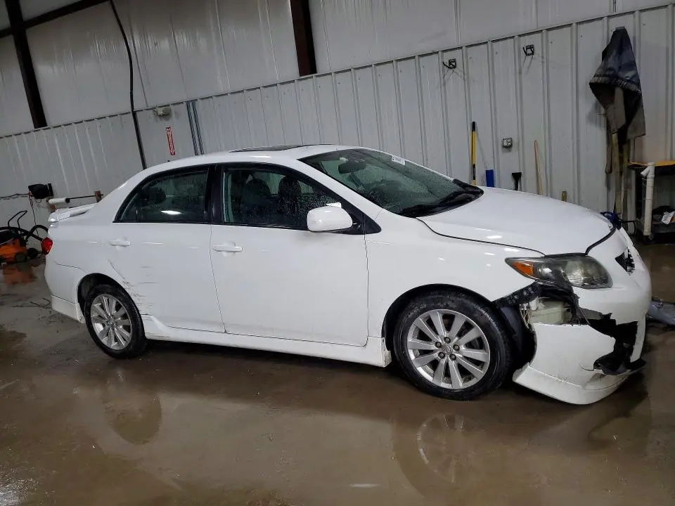 2010 TOYOTA COROLLA BASE  