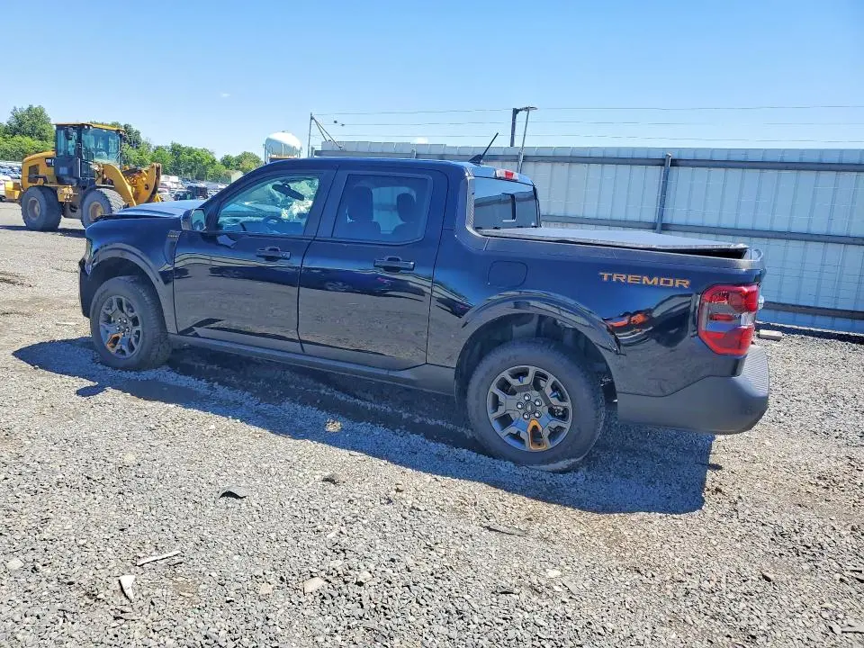 2024 FORD MAVERICK LARIAT TREMOR  