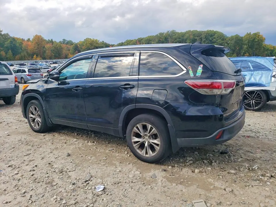 2014 TOYOTA HIGHLANDER XLE  