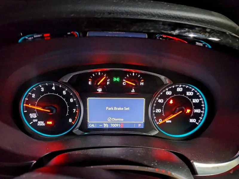2020 CHEVROLET TRAVERSE LT  
