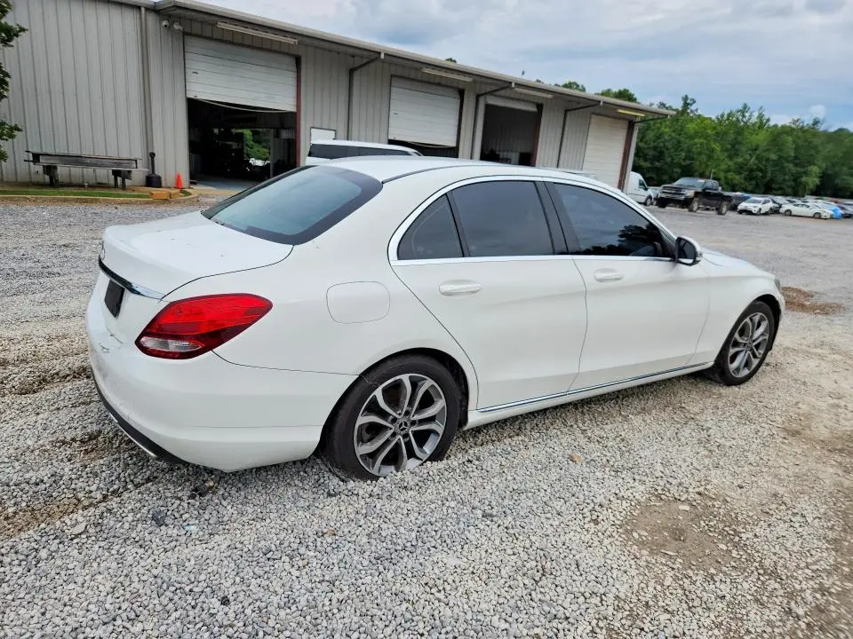 2018 MERCEDES-BENZ C 300  