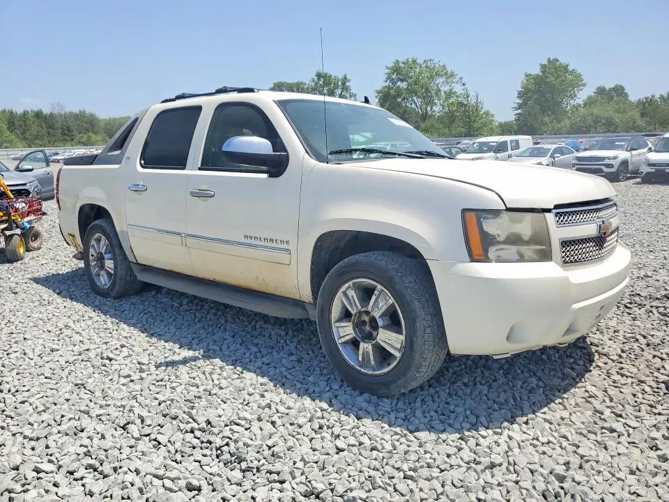 2010 CHEVROLET AVALANCHE LTZ  