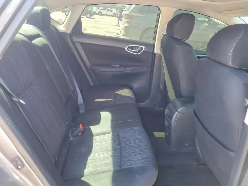 2019 NISSAN SENTRA SV  