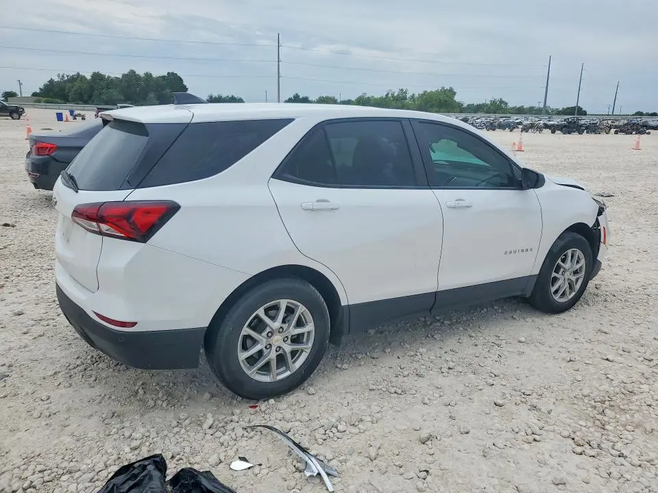 2024 CHEVROLET EQUINOX LS  