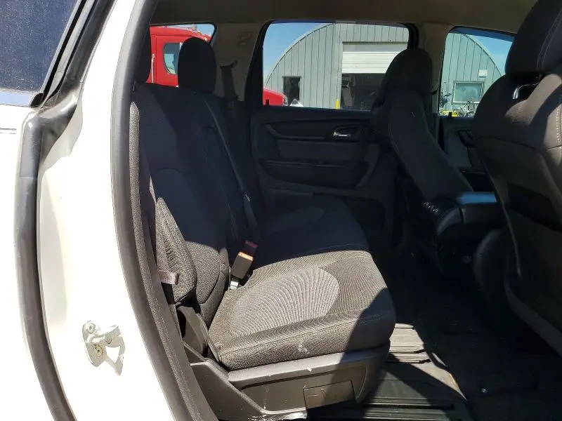 2013 CHEVROLET TRAVERSE LT  