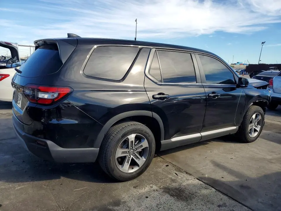 2025 HONDA PILOT EXL  