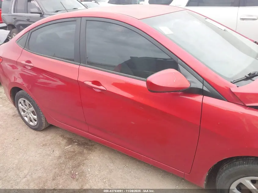 2014 HYUNDAI ACCENT GLS