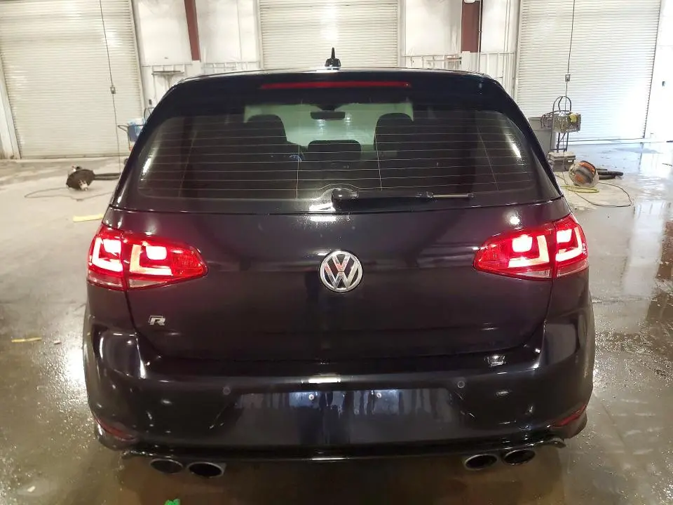 2017 VOLKSWAGEN GOLF R   