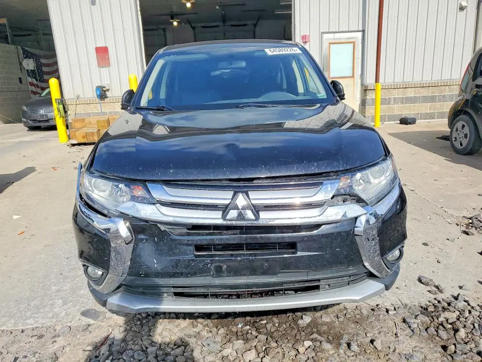 2016 MITSUBISHI OUTLANDER SE  