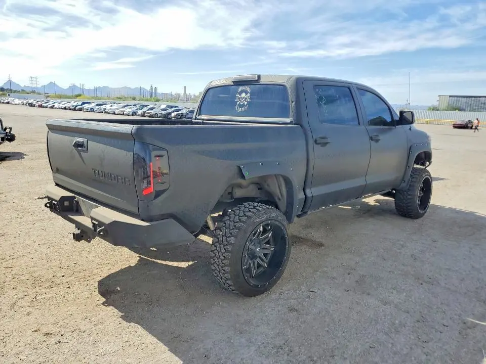 2015 TOYOTA TUNDRA SR5  
