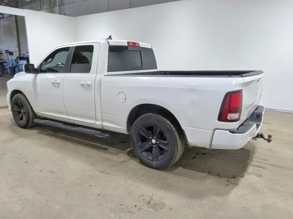 2015 RAM 1500 SPORT  