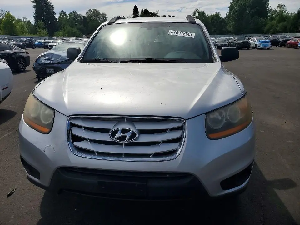 2011 HYUNDAI SANTA FE GLS  
