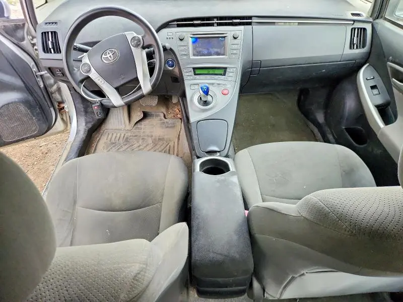 2013 TOYOTA PRIUS TWO  