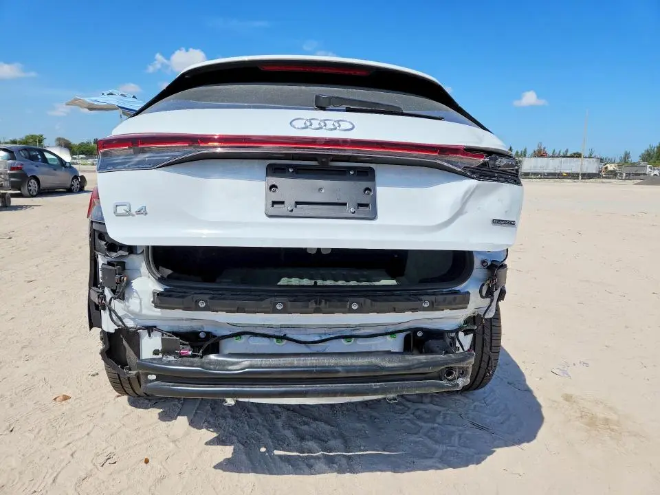 2024 AUDI Q4 E-TRON PREMIUM  
