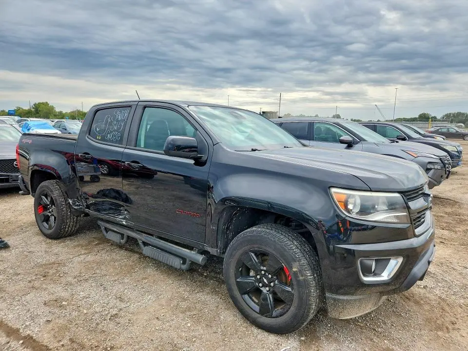 2017 CHEVROLET COLORADO LT  