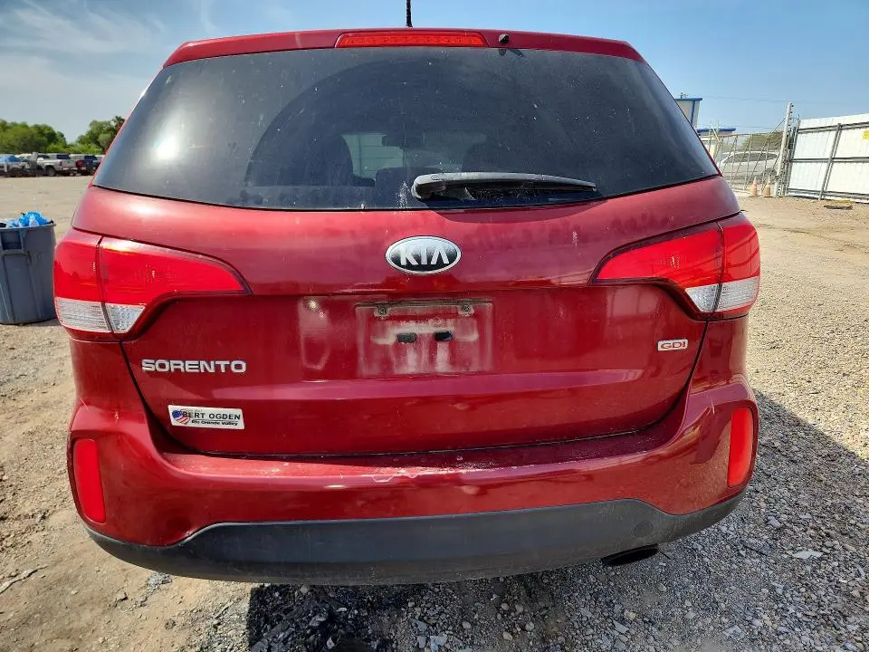 2014 KIA SORENTO LX  