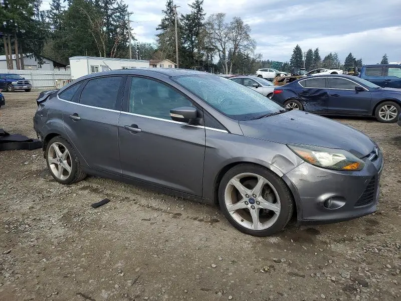 2012 FORD FOCUS TITANIUM  
