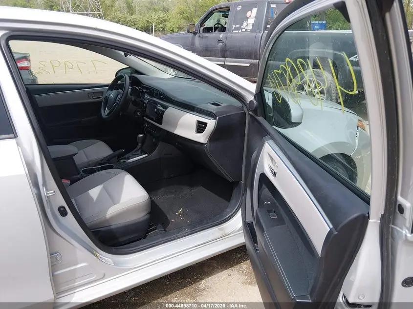 2015 TOYOTA COROLLA LE PLUS
