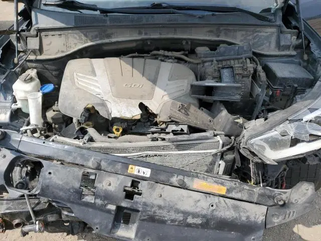 2017 HYUNDAI SANTA FE SE  