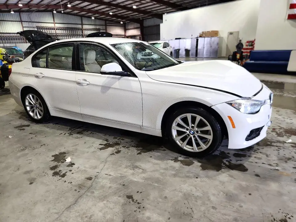 2016 BMW 320 I  