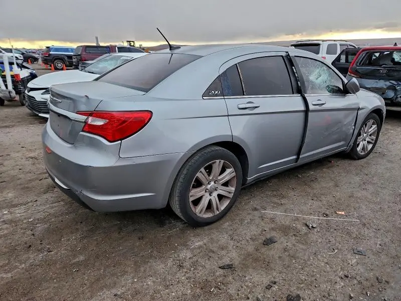 2013 CHRYSLER 200 LX  