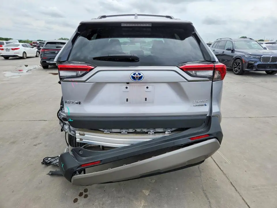 2024 TOYOTA RAV4 LIMITED  