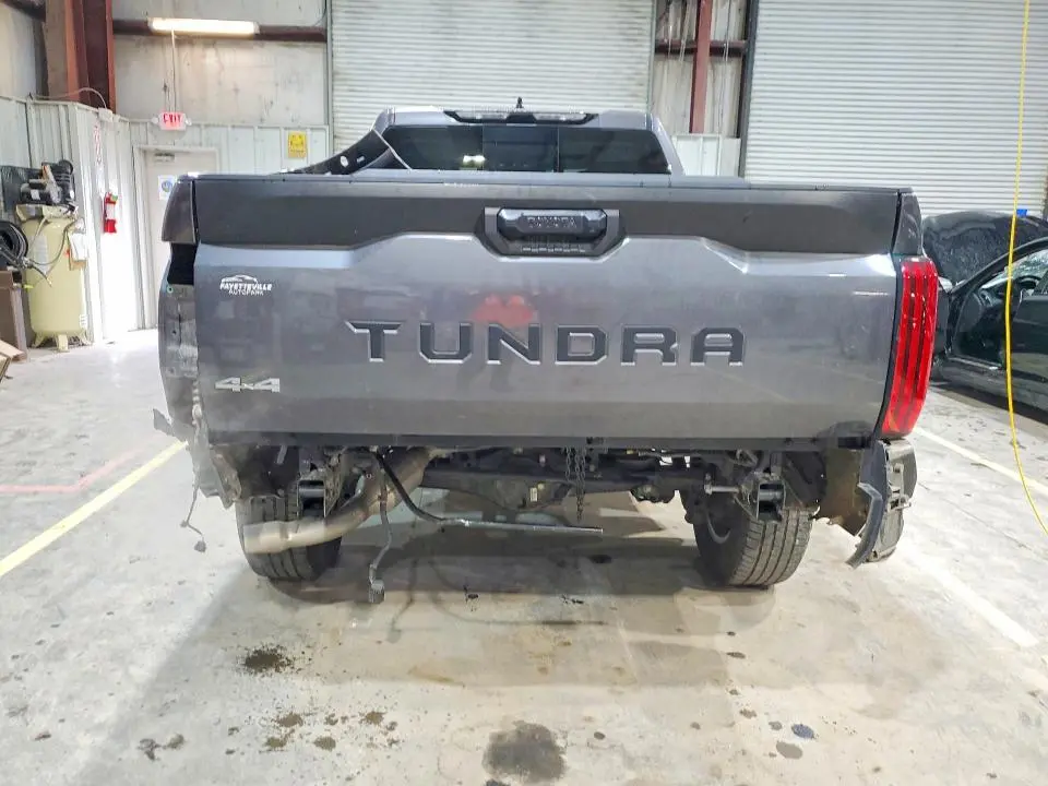2023 TOYOTA TUNDRA DOUBLE CAB SR  