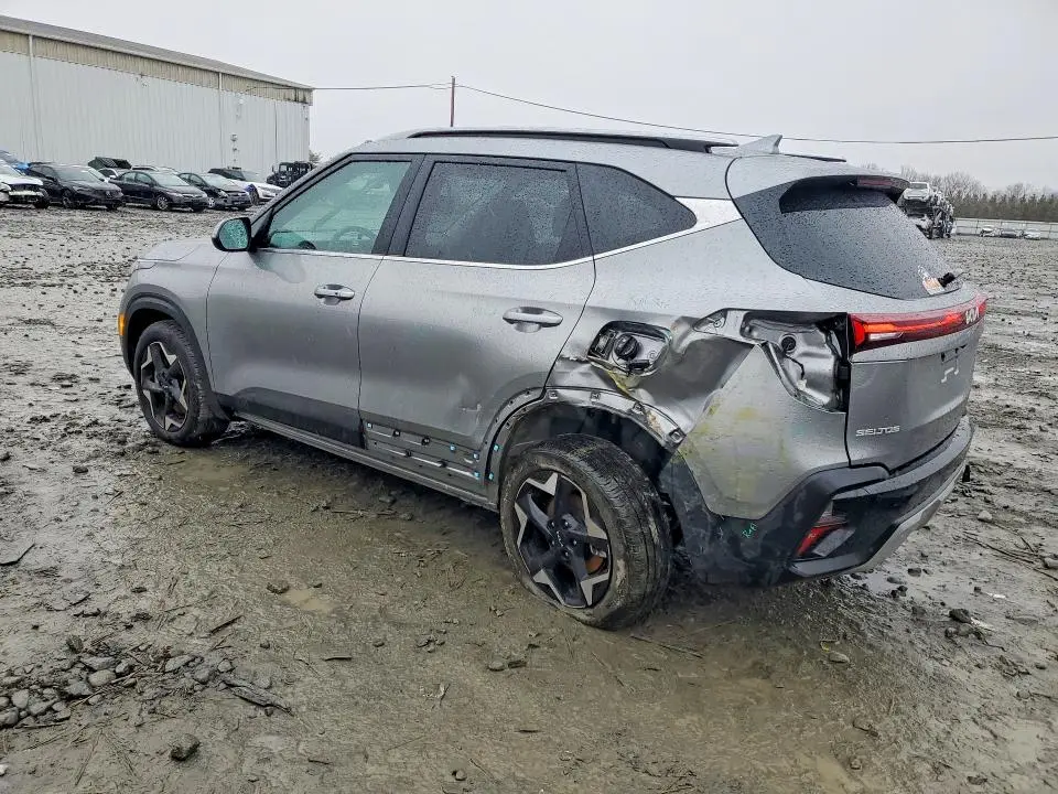 2025 KIA SELTOS EX  