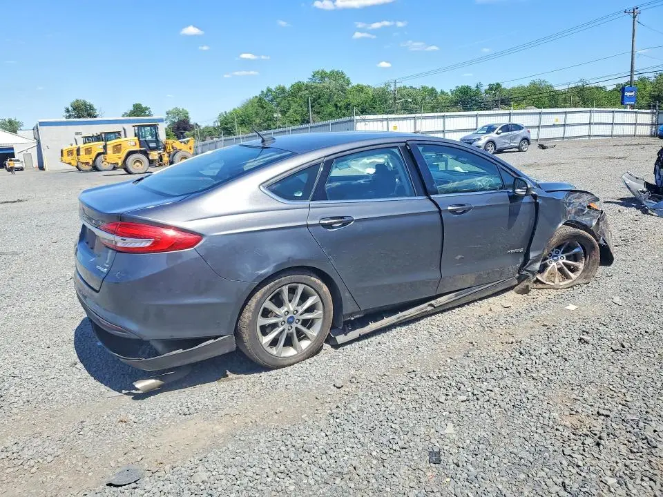 2017 FORD FUSION SE HYBRID  