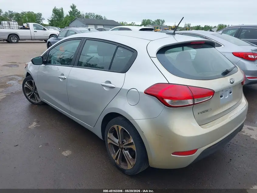 2017 KIA FORTE LX