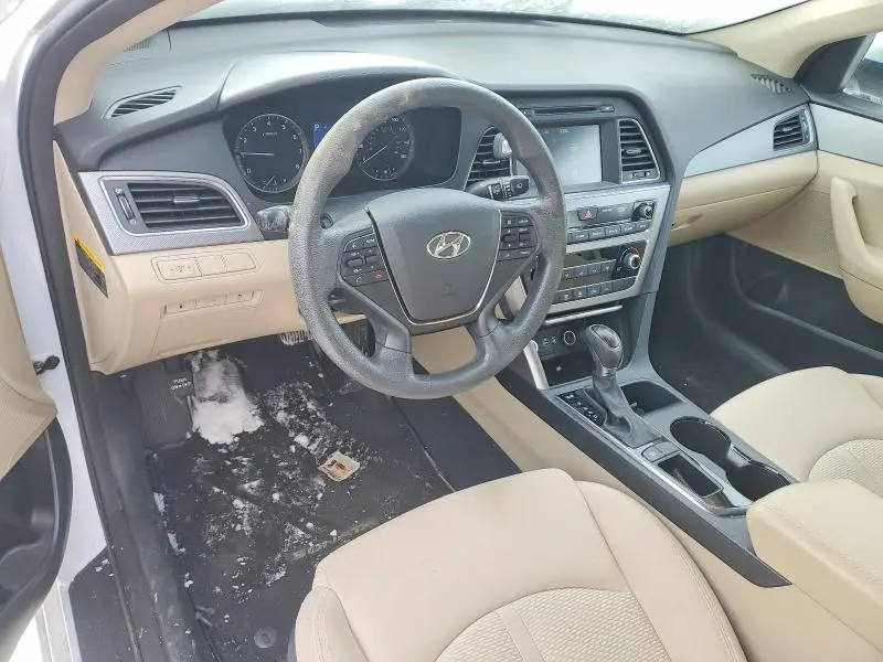 2016 HYUNDAI SONATA SE  