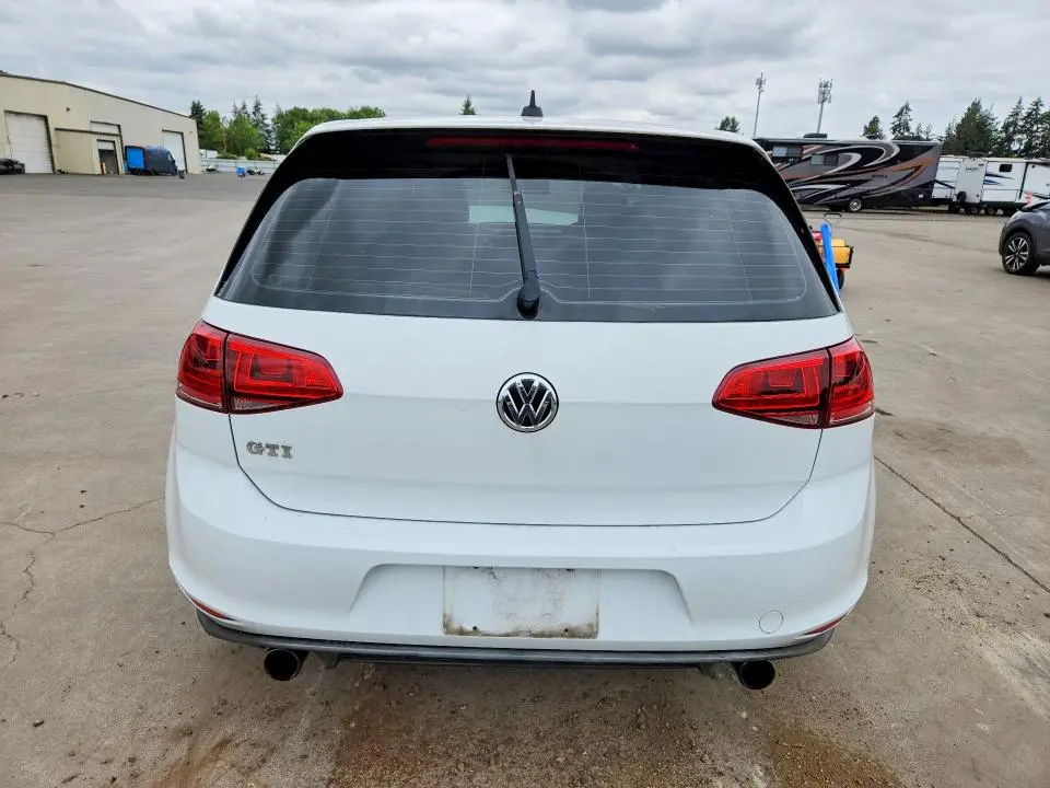 2015 VOLKSWAGEN GTI   