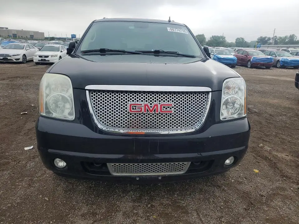 2013 GMC YUKON XL DENALI  