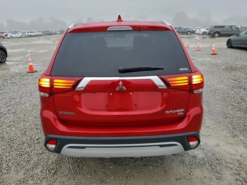 2019 MITSUBISHI OUTLANDER SE  