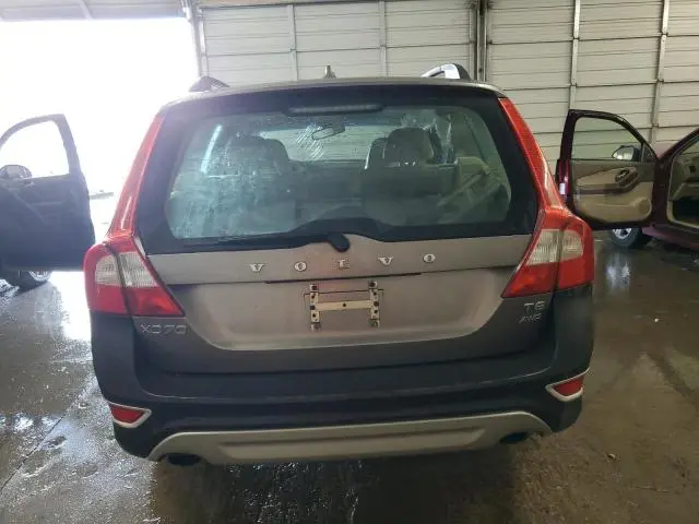 2011 VOLVO XC70 T6  